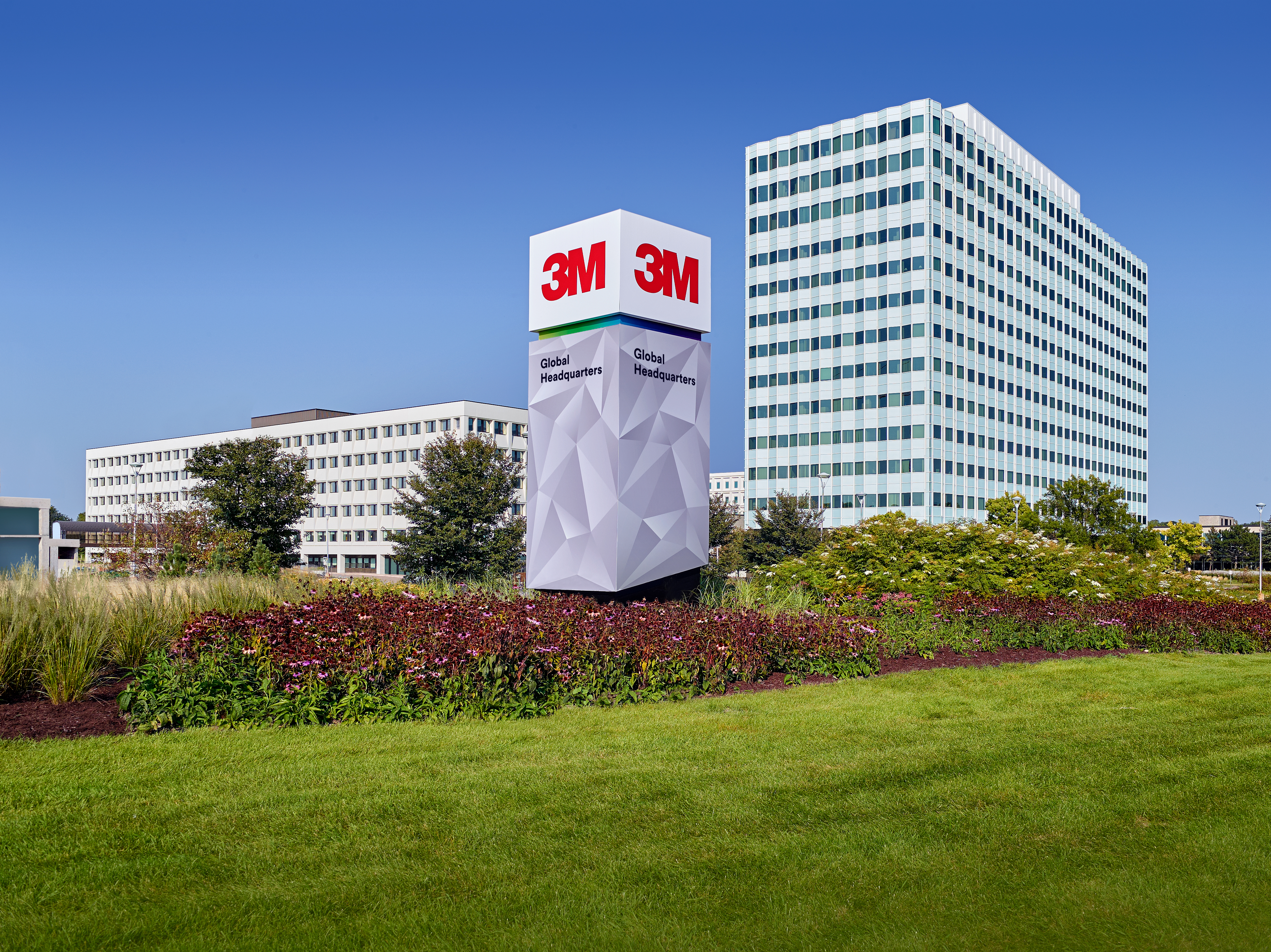 Outside the 3M headquarters