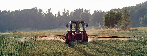 Tractor fertilizing