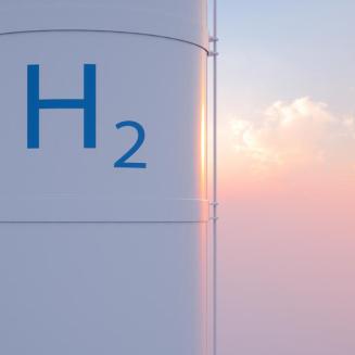 A storage tank labeled to indicate it's holding hydrogen.