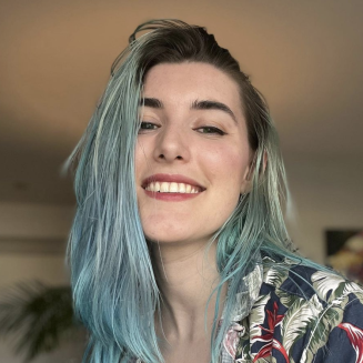 Hazel Thayer headshot
