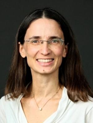 Carolyn Kousky headshot
